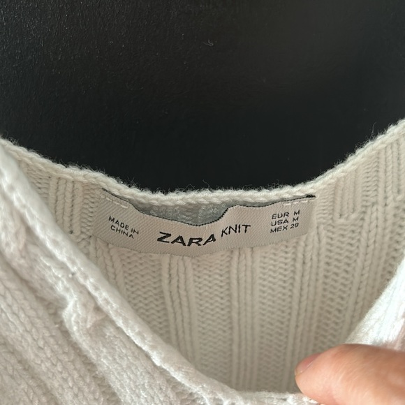 Zara ribbed Knit Cropped Tank. Size M - Picture 4 of 7